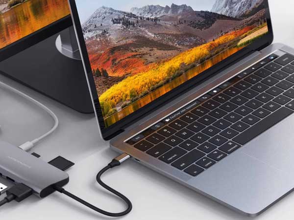 Sạc pin máy tính xách tay như thế nào là đúng?